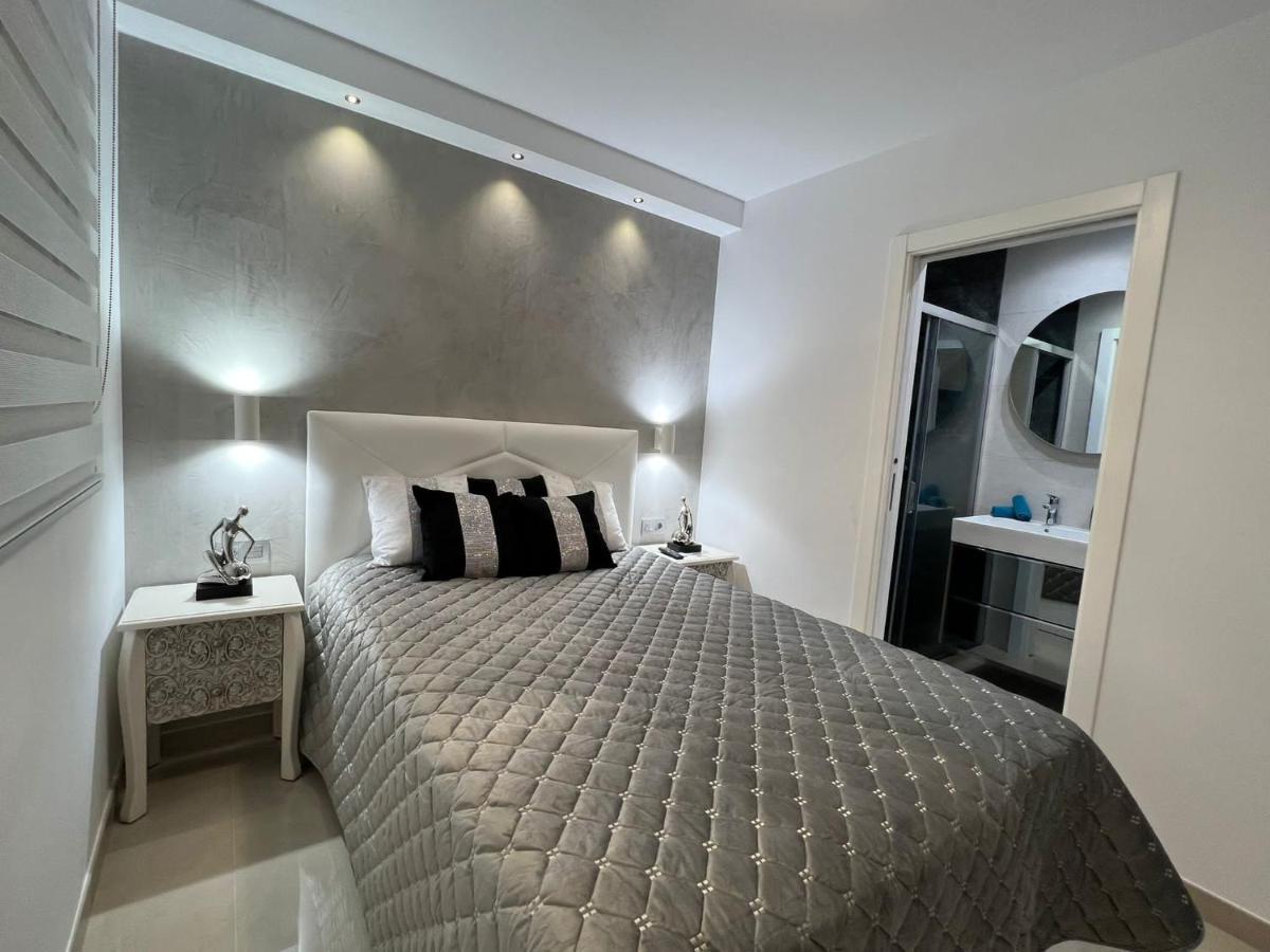 Apartament Luxury House Atlantico Private Heated Pool Costa Adeje (Tenerife)