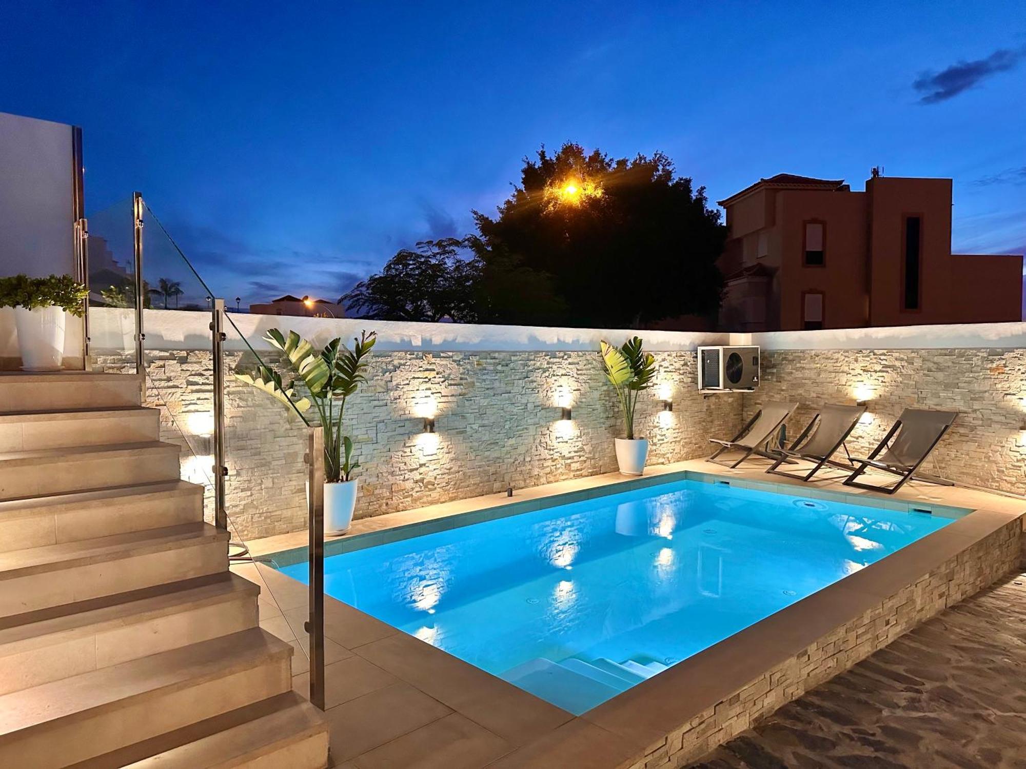 Luxury House Atlantico Private Heated Pool Costa Adeje (Tenerife)